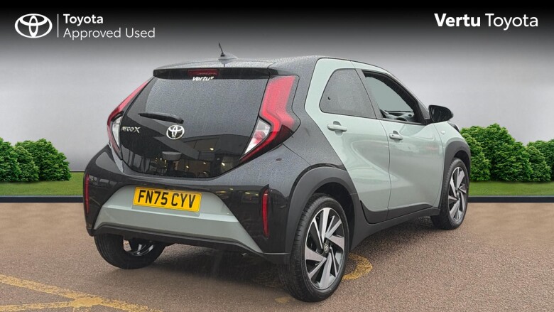 Toyota Aygo X 1.0 VVT-i Edge 5dr Petrol Hatchback